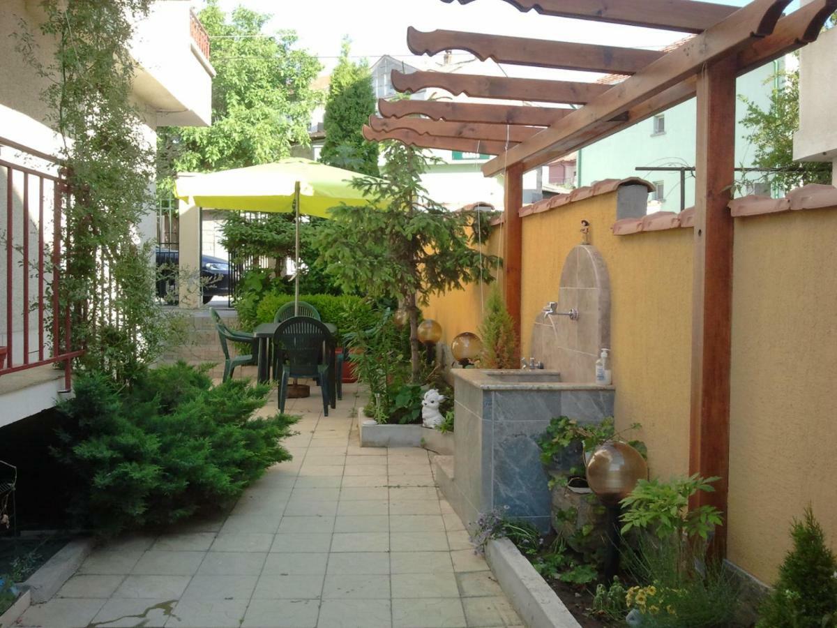 Vila Riviera Chernomorets Exterior photo