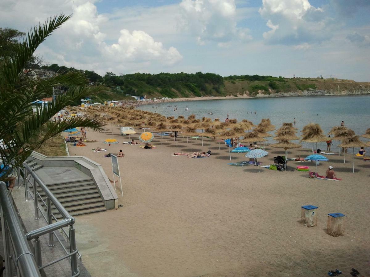 Vila Riviera Chernomorets Exterior photo