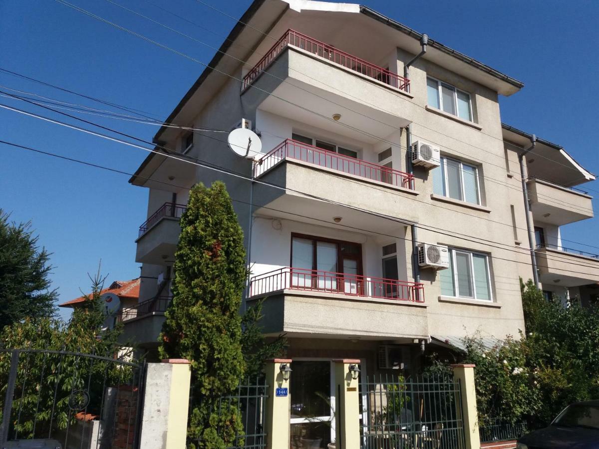 Vila Riviera Chernomorets Exterior photo